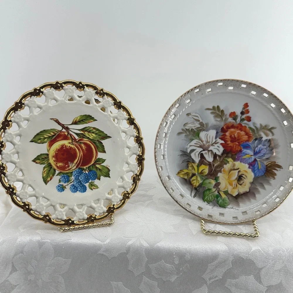Vintage Decorative Pierced Plate White Gold Fruit Floral Reticulated Plate Wall